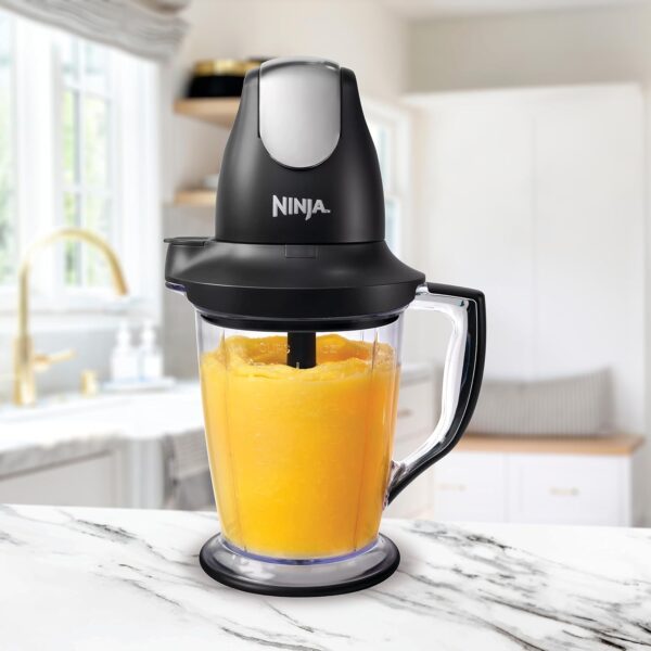 ninja qb1004 blender/food processor with 450 watt base, 48oz pitcher, 16oz chopper bowl, and 40oz processor bowl for shakes, smoothies, and meal prep,black