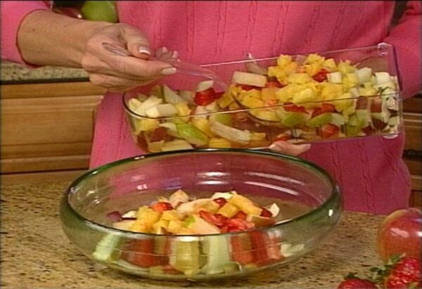 Vidalia Chop Wizard, Vegetable and Fruit Chopper with 2 Cup Base, Stainless Steel Blades, Dishwasher Safe - Image 2