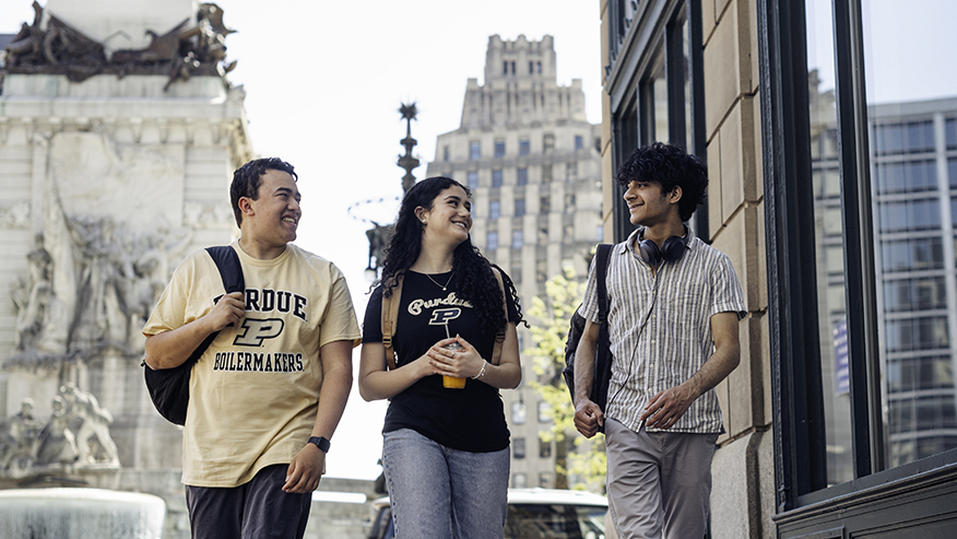 Students walking, chatting at Purdue University’s Indianapolis location.