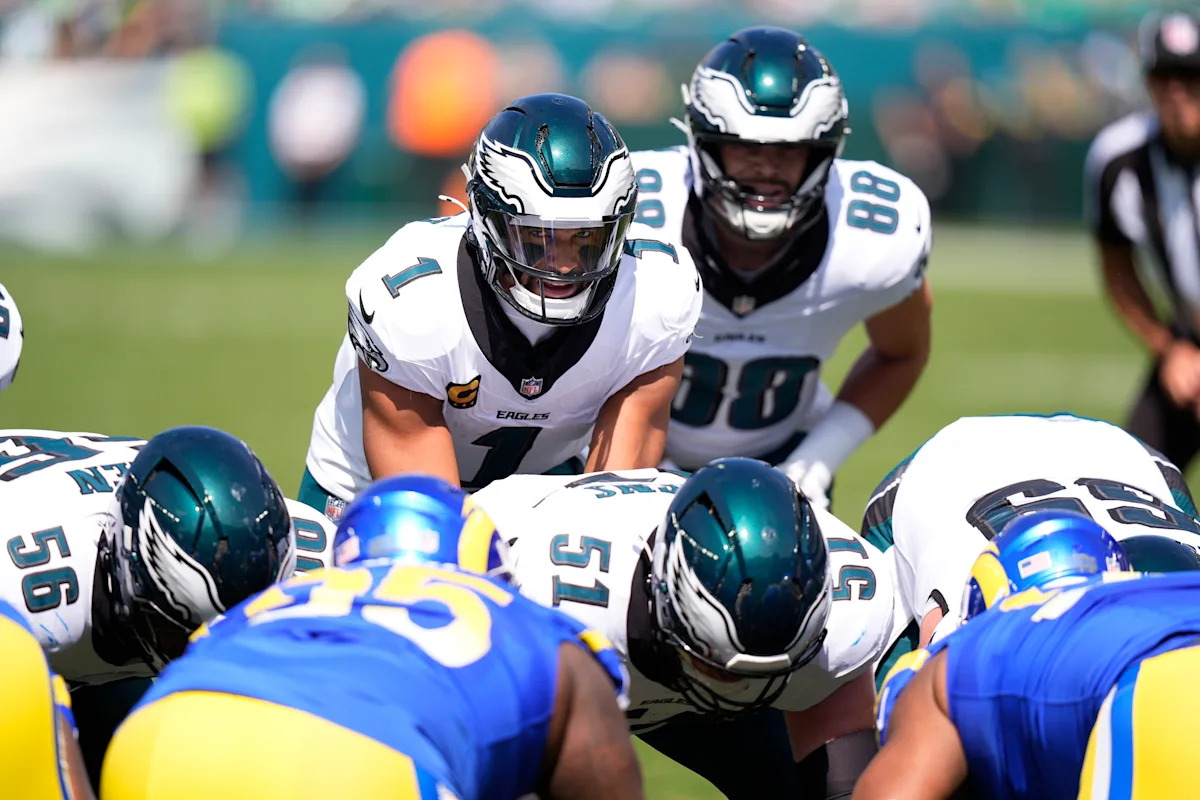 Eagles get away with ‘tush push’ penalty despite increased focus on play, score on next attempt