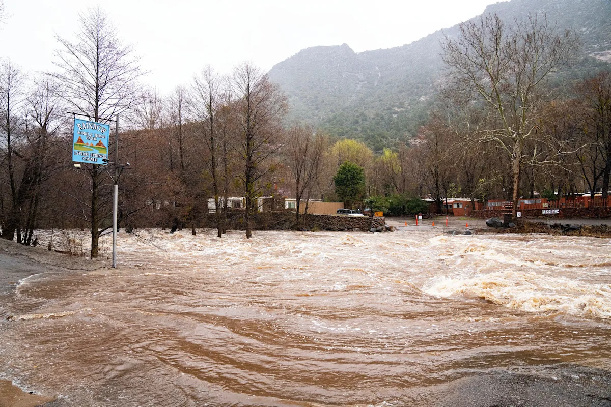 Flash flood warning issued for Tucson area
