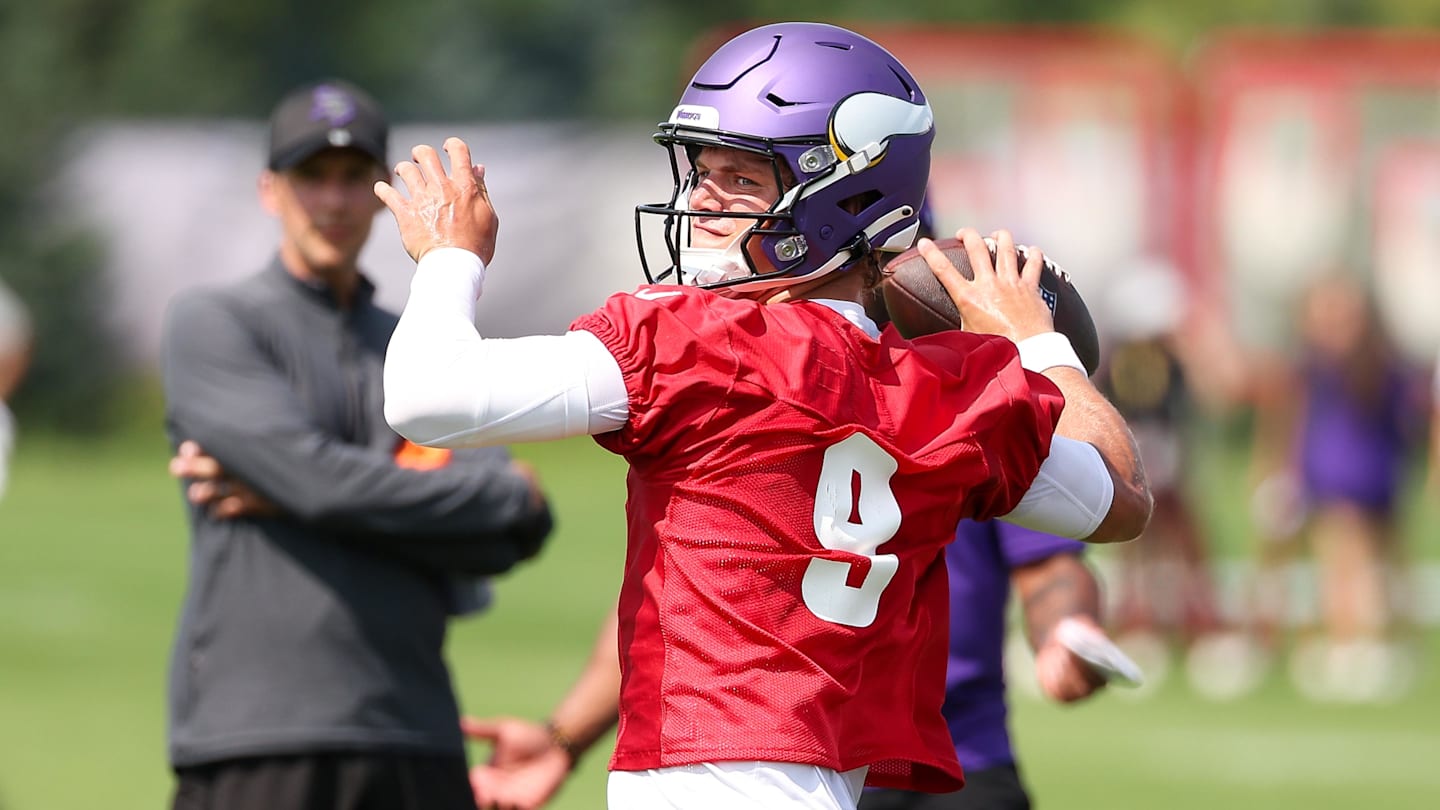 J.J. McCarthy’s dad advises Vikings fans not to worry