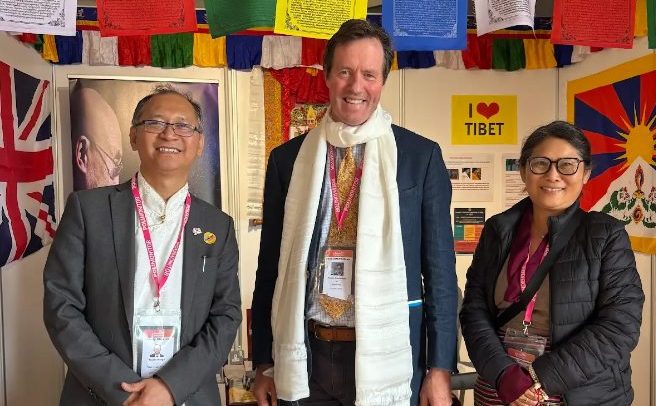 Office of Tibet in London Brings Tibet to Liberal Democrats Party Conference, Wins Best Stand Award – Central Tibetan Administration