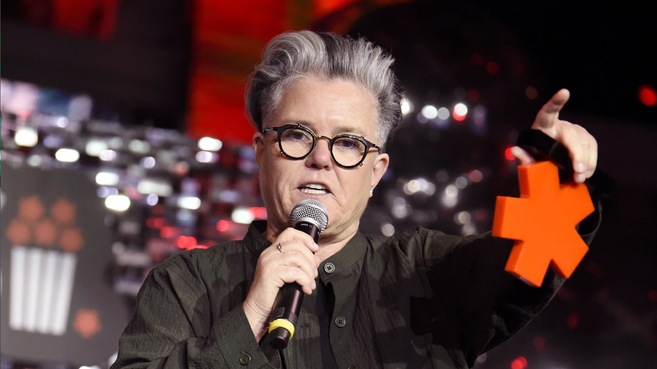 Rosie O’Donnell apologizes after false comments on Minneapolis church shooter