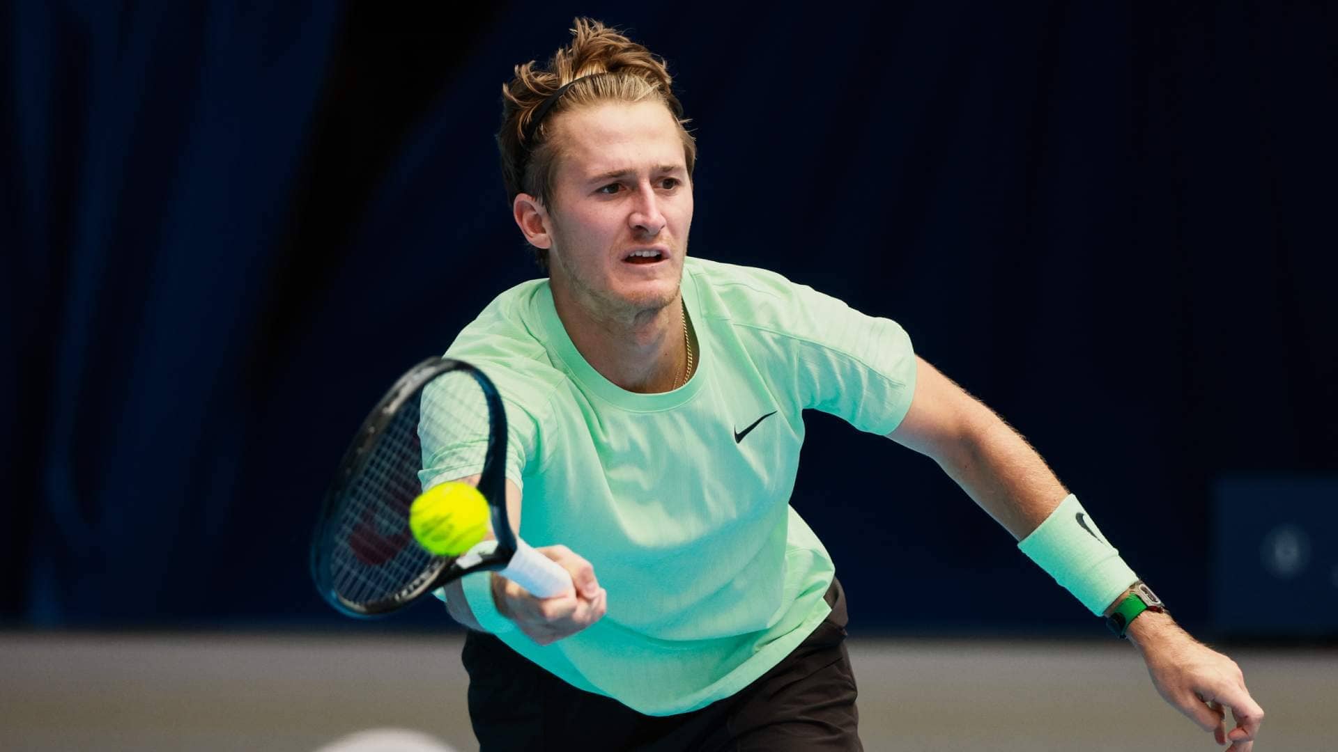 ‘Composed’ Sebastian Korda back in business with serving clinic vs. Adam Walton in Hangzhou | ATP Tour