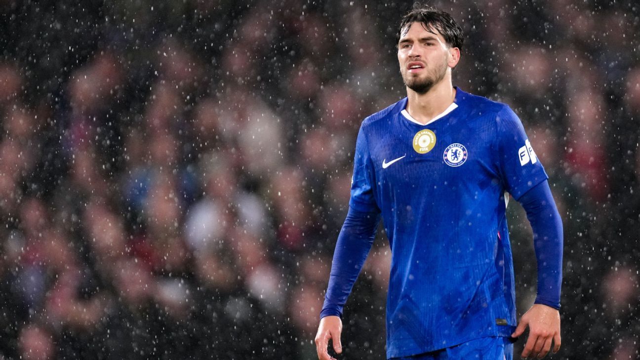 Chelsea’s Enzo Maresca warned striker Marc Guiu over poor training Chelsea’s Enzo Maresca warned striker Marc Guiu over poor training