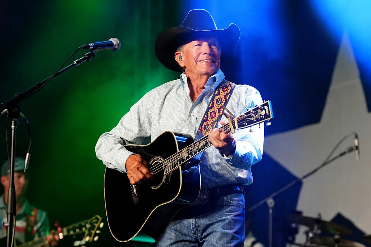 George Strait Sets Return to Clemson Stadium, More Than a Quarter-Century Later