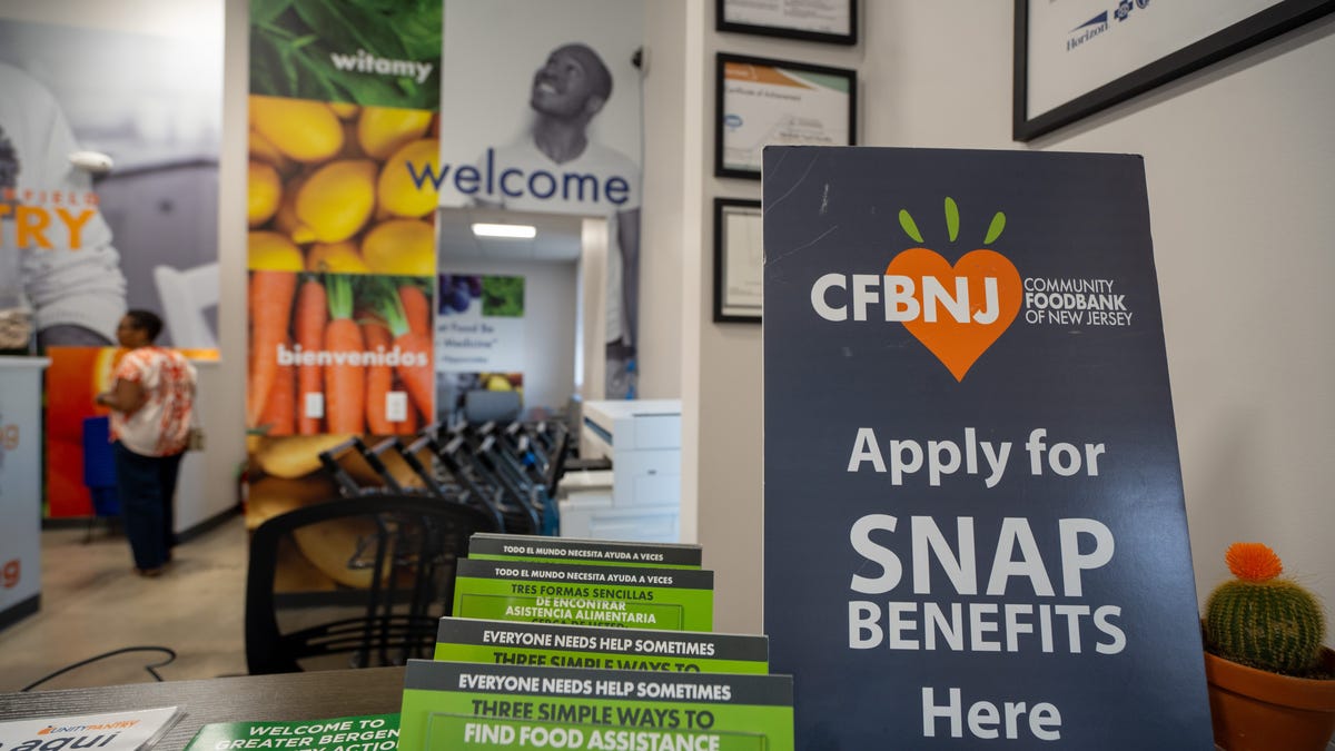 November SNAP benefits could be impacted if shutdown continues