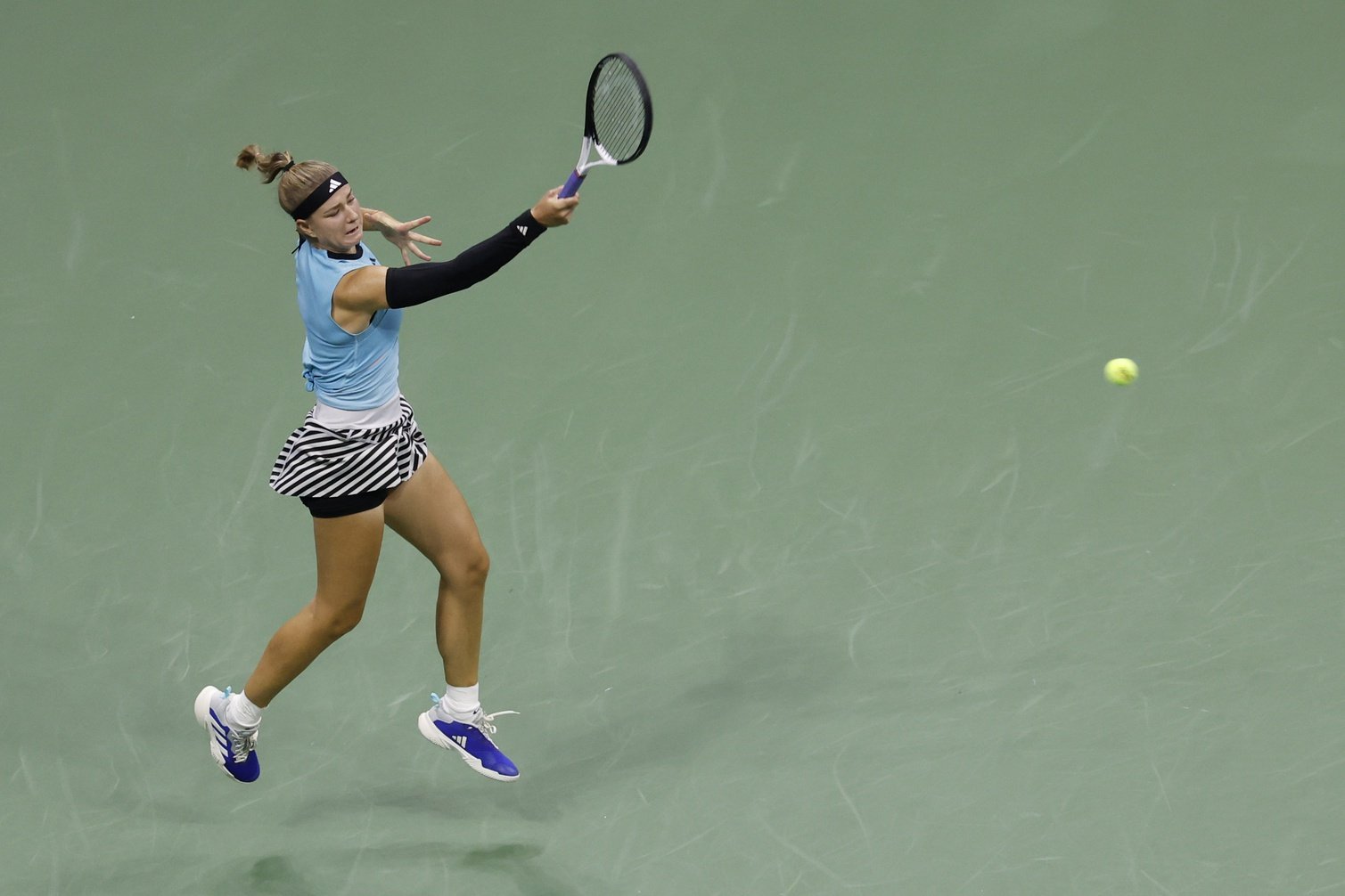 WTA Tokyo Day 1 Predictions Including Muchova vs Vondrousova