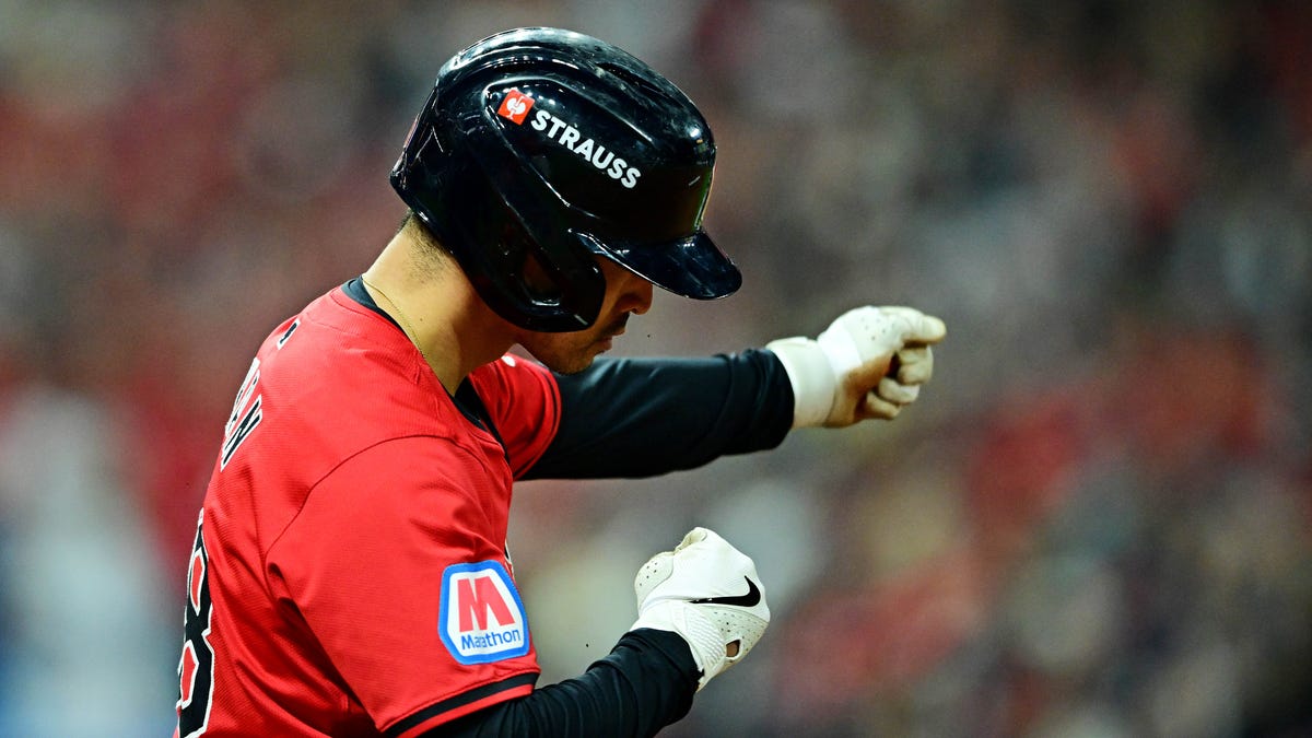 What is STRAUSS on MLB helmets? German company has sponsorship deal