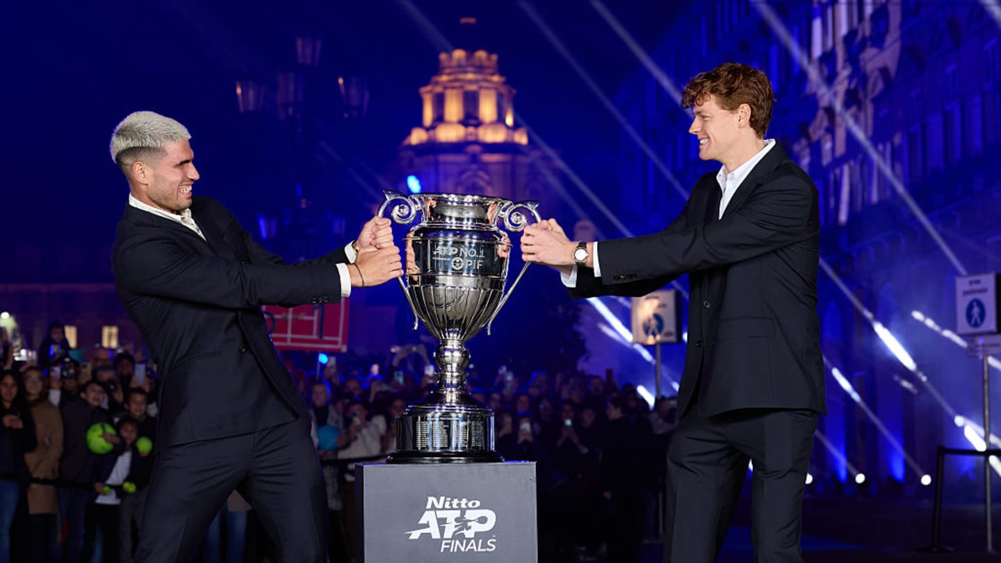 Alcaraz y Sinner llegan al combate final; Djokovic es baja