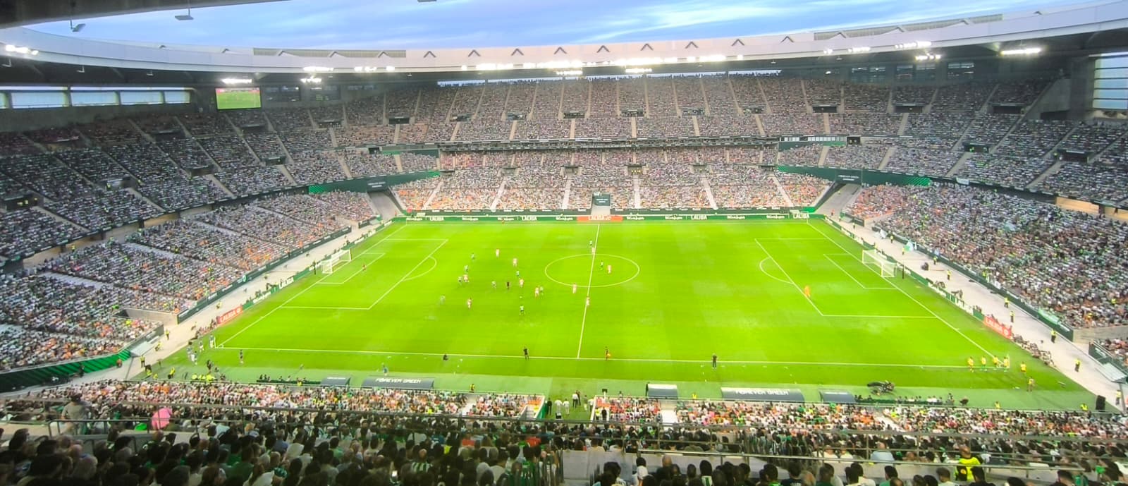 Se espera asistencia récord este domingo en el Betis-Girona