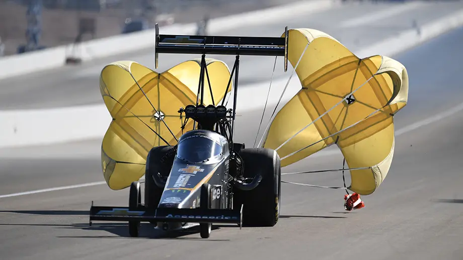 Sunday News and Notes from the Dodge NHRA Nevada Nationals