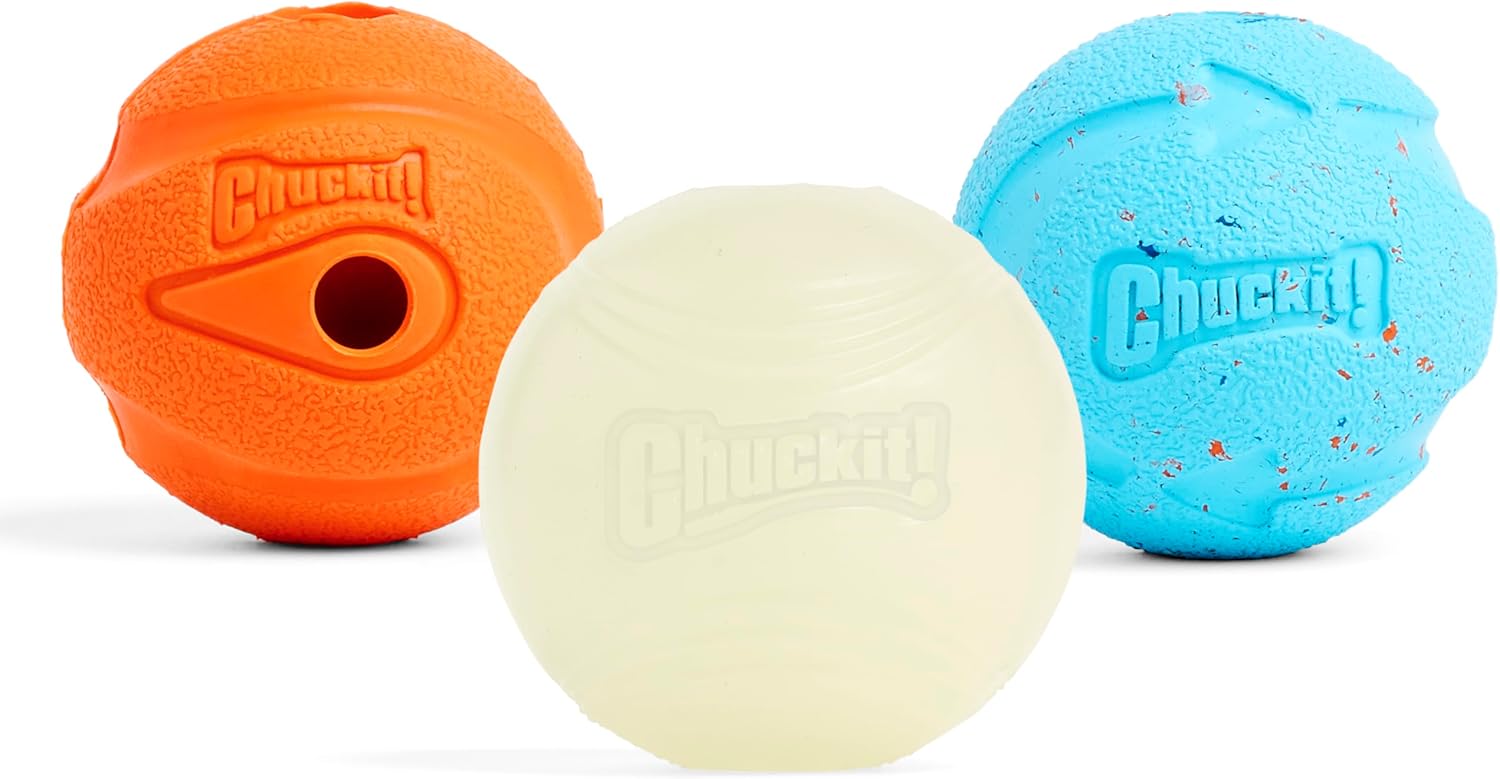 Chuckit Gen 1 Fetch Pack Dog Balls – Interactive Dog Toys, High-Bounce Fetch Ball, Floating Ultra and Rugged Balls, Durable – Size Medium, 2.5-inch Diameter, Set of 3