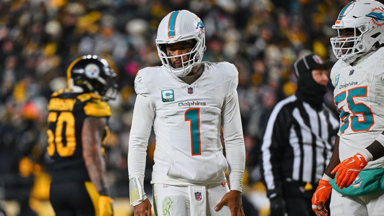 Dolphins’ Mike McDaniel contemplating QB change