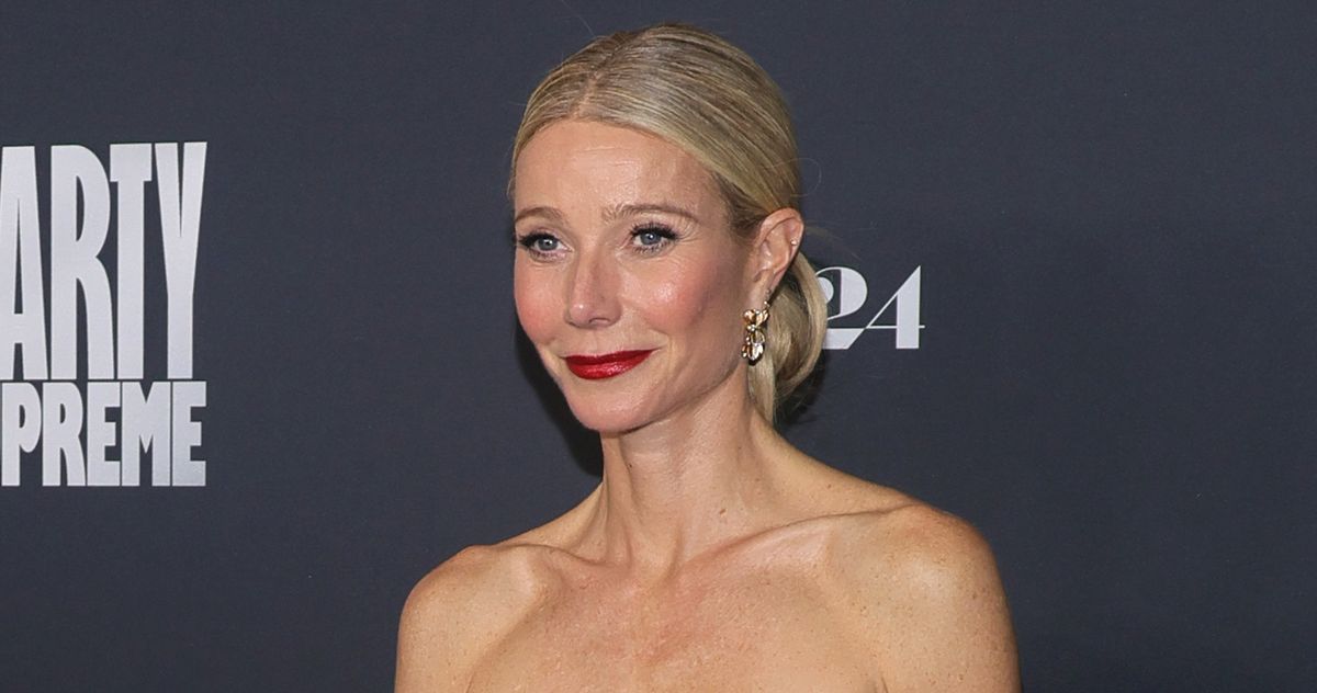 Gwyneth Paltrow’s Mom Group Chats Are Blowing Up