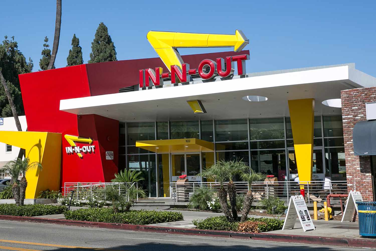 In-N-Out Removes ’67’ from Its Ordering System After Viral ‘6-7’ Trend