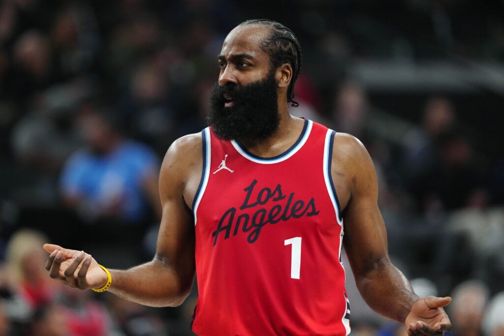 NBA Fans Rip James Harden’s Performance In Clippers-Heat Game
