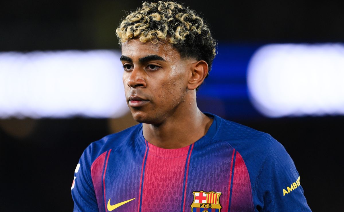 Not Lamine Yamal: Legend Wesley Sneijder delivers surprising prediction on the 2026 Ballon d’Or winner