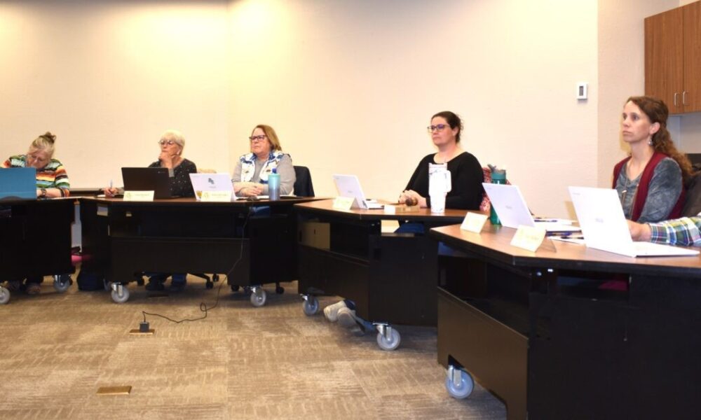 Parents Expressed Concerns at SCSD#3 Board Meeting – Sheridan Media