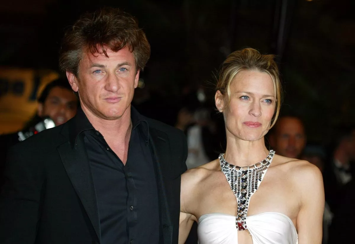 Sean Penn and Robin Wright