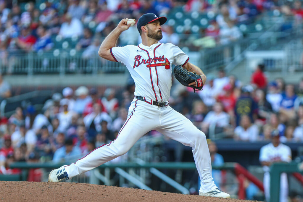 Braves Re-Sign Tyler Kinley – MLB Trade Rumors