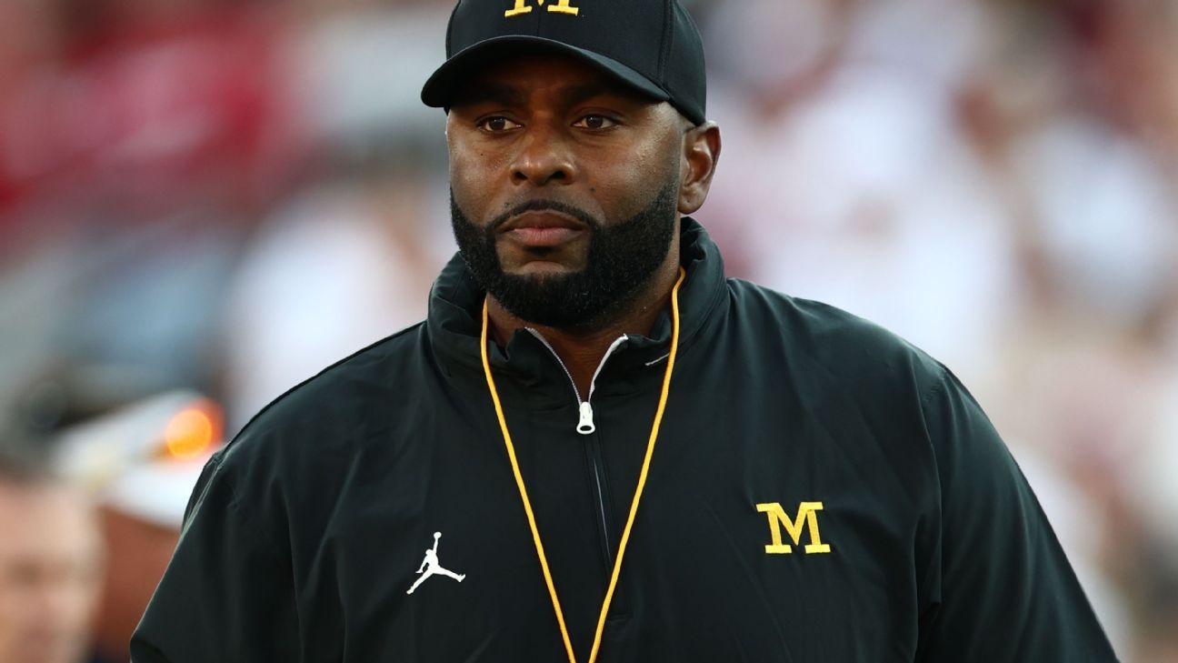 Ex-Michigan football coach Sherrone Moore returns to court