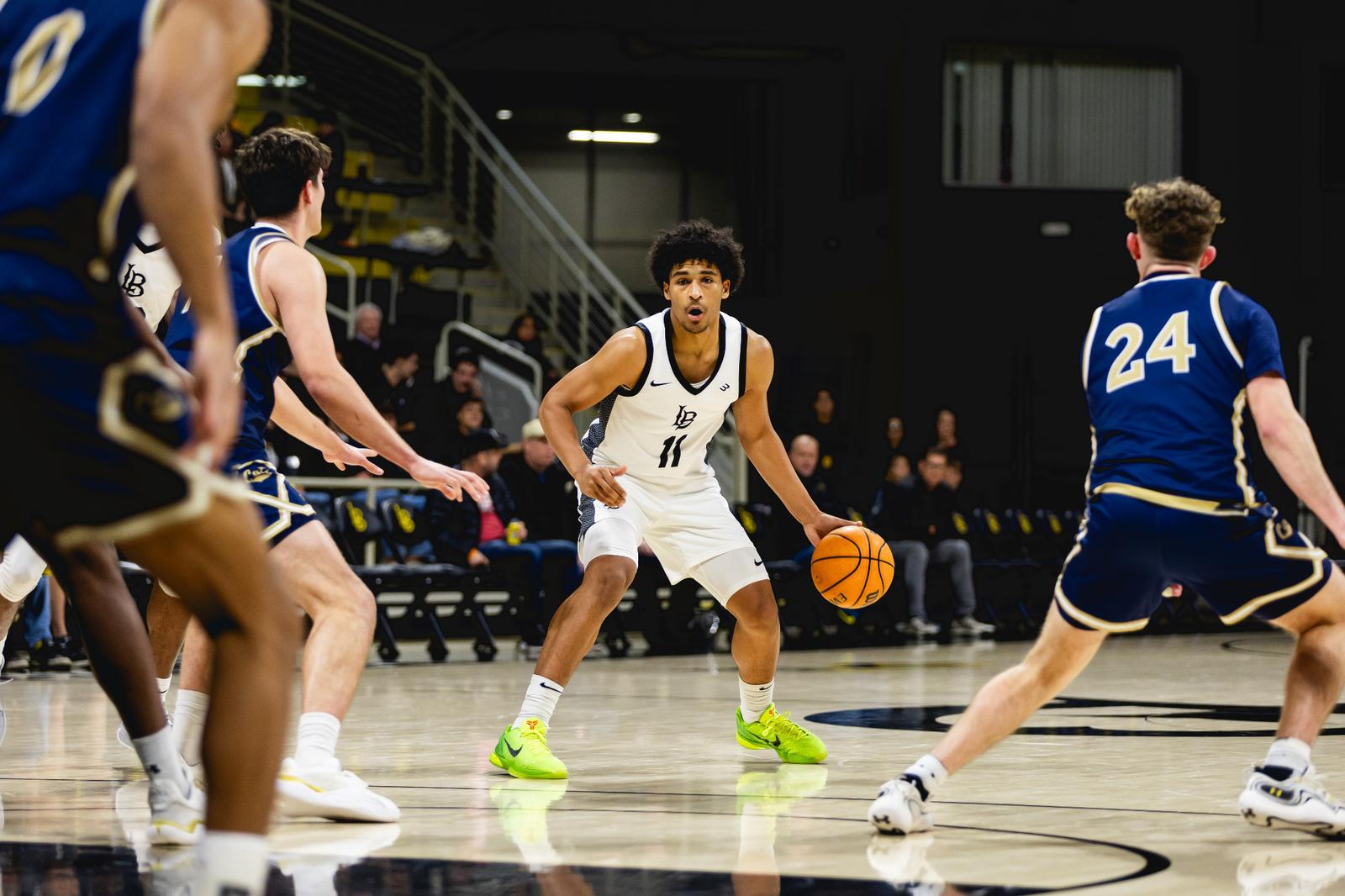 Freshman Gavin Sykes Named Big West Player Of The Week