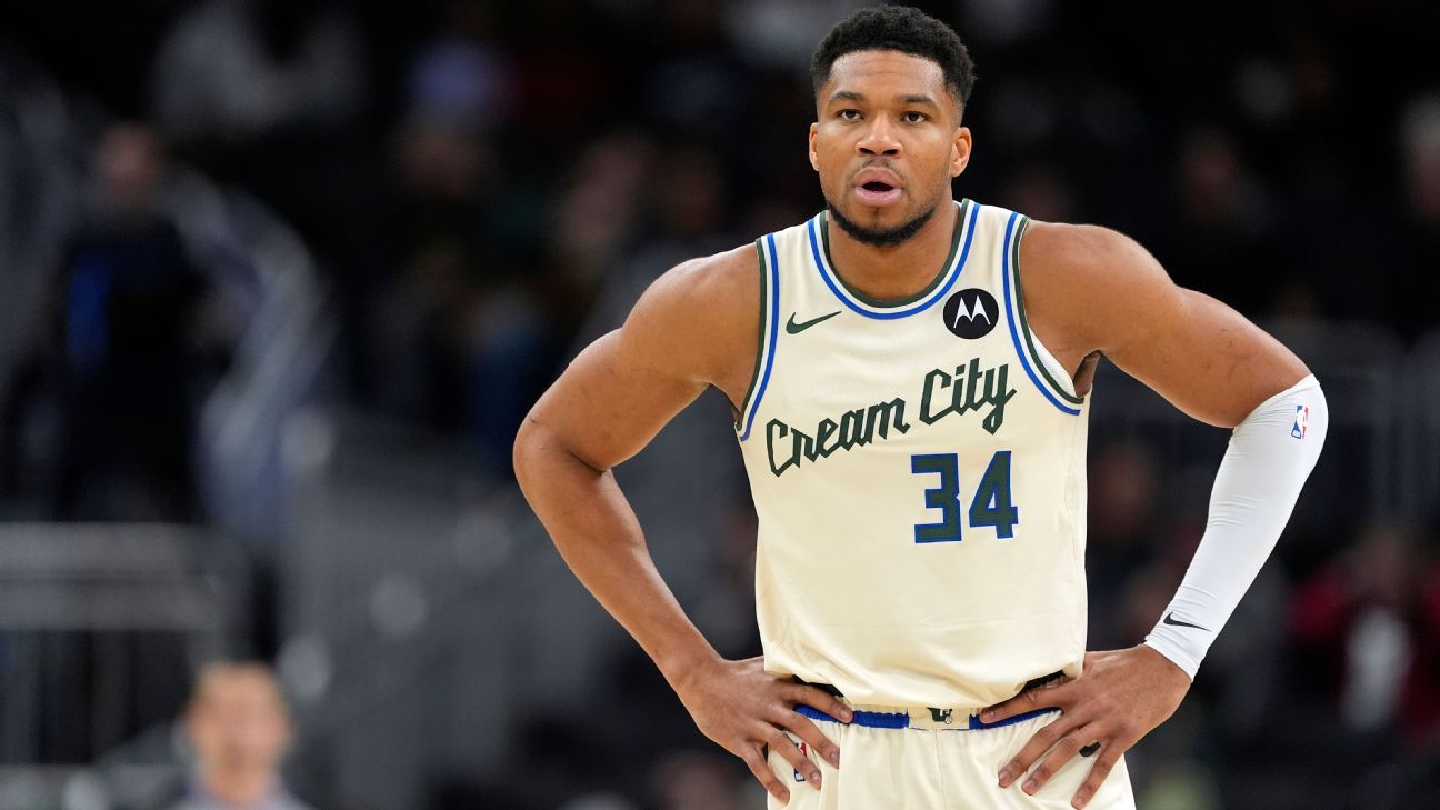 Giannis affirms commitment to Bucks, would ‘never’ demand trade