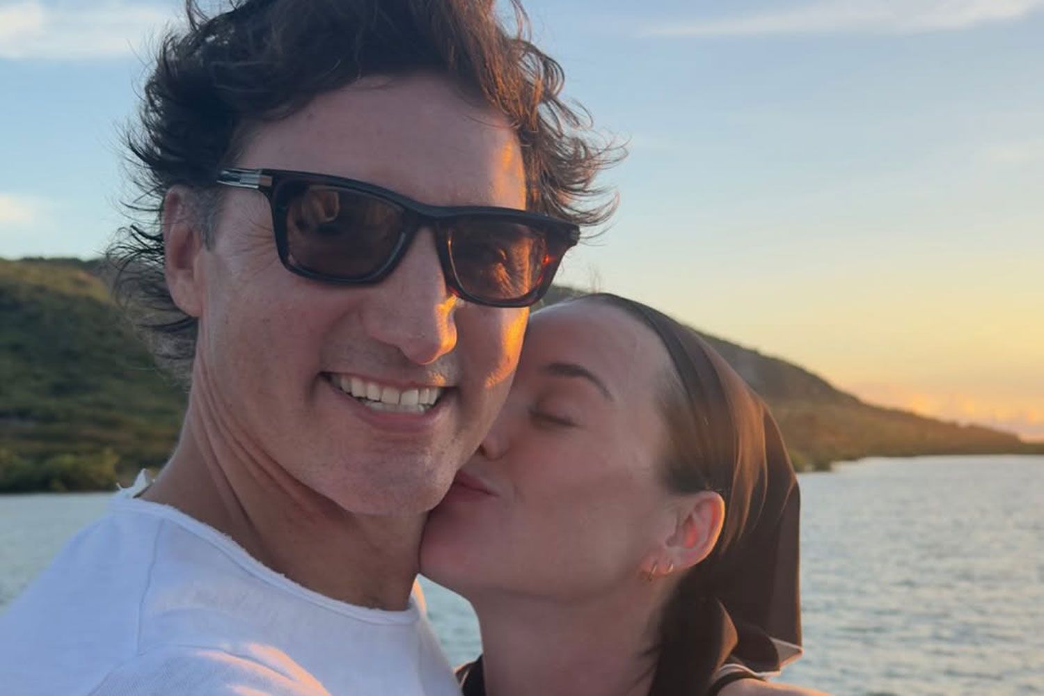 Katy Perry Kisses Boyfriend Justin Trudeau in ‘Holidaze’ Photo Dump