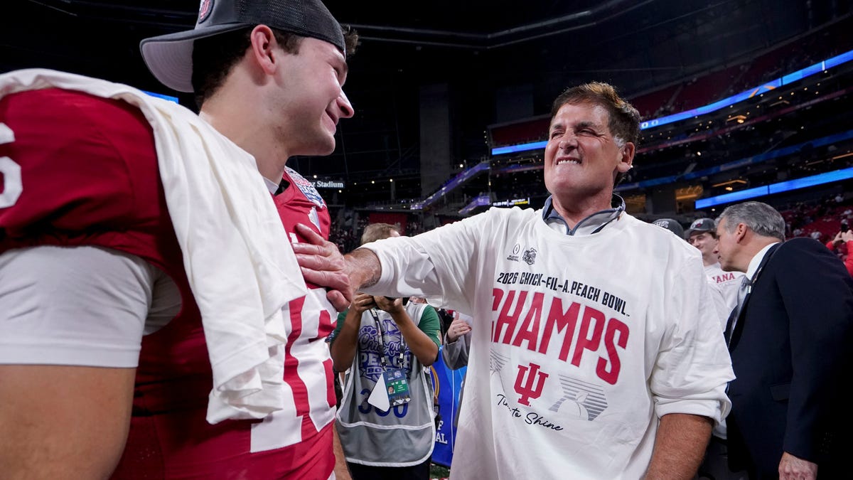 Mark Cuban donations key in Indiana football national championship run