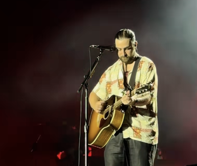 Noah Kahan Covered Your Indie Faves At His Mexican Resort Festival