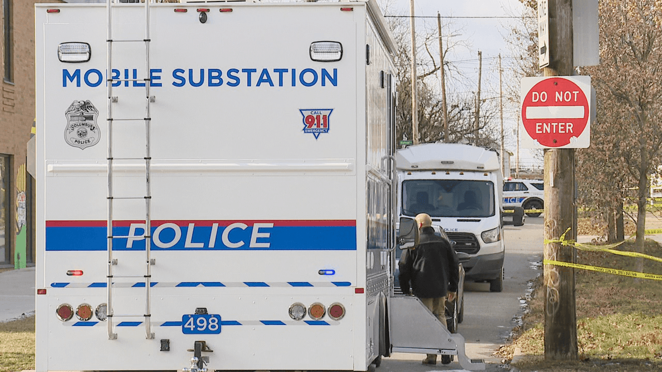 Police face pressure in double murder case as tips flood in, says ex-homicide detective