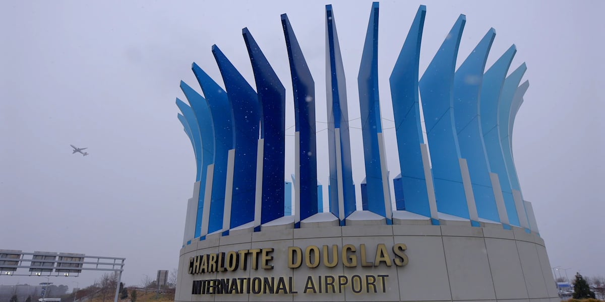 Tracking Charlotte airport flight delays, cancelations on Jan. 25, 2026