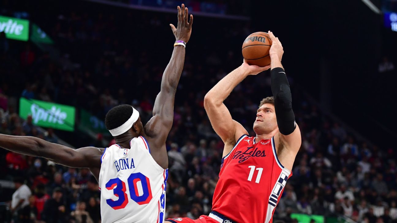 Fantasy basketball picks, DFS and betting tips for Friday’s NBA games