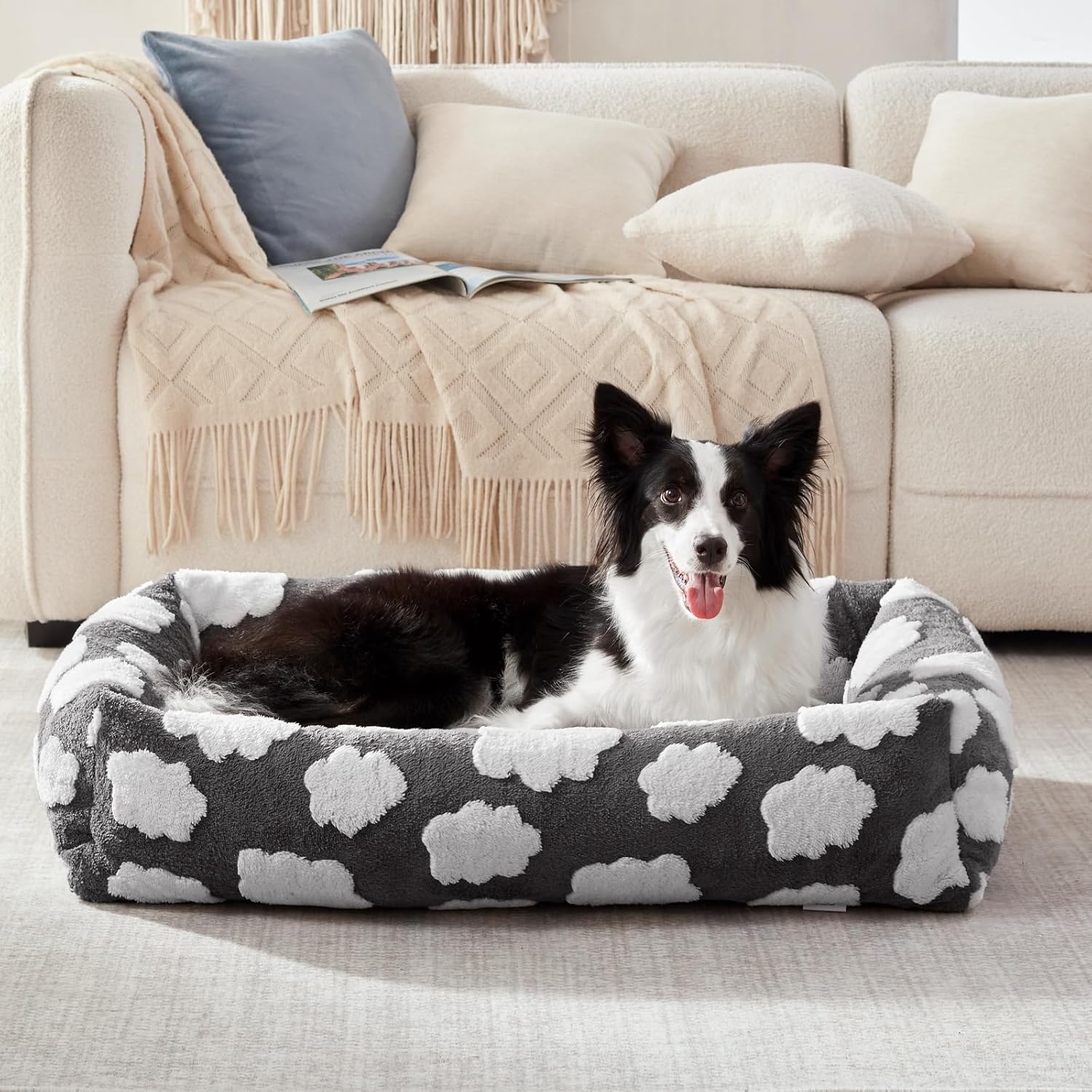 JOEJOY Cute Dog Bed Medium Size Dog, Rectangle Soft Furry Dog Beds for Large Medium Dogs, Washable Orthopedic Pet Bed with Removable Zipper Cover, Grey