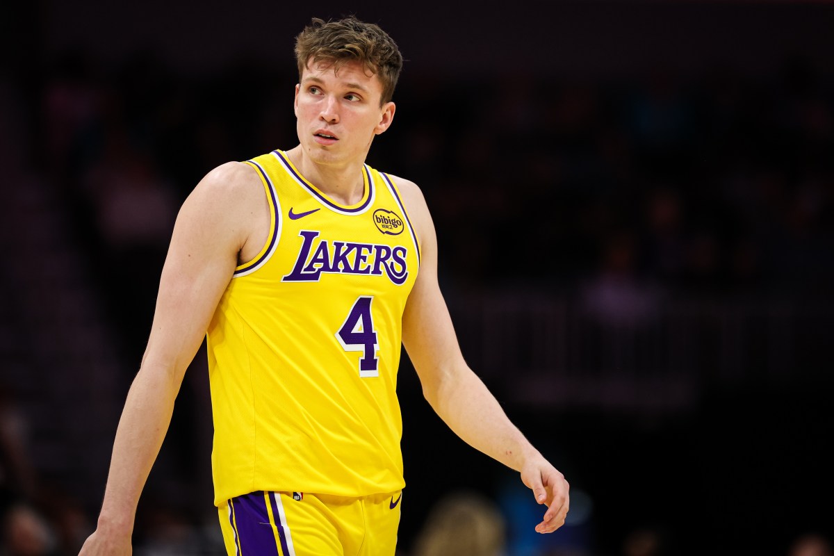 Lakers Make Roster Move With Dalton Knecht After Warriors Game