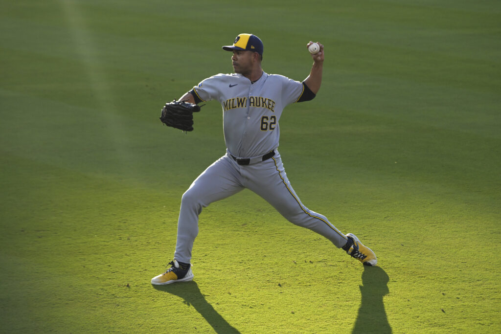 Rockies To Sign Jose Quintana