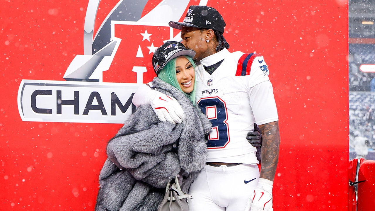 Super Bowl LX: Patriots’ Stefon Diggs responds to Cardi B ring question