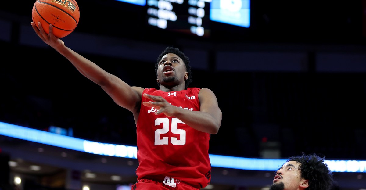 Wisconsin Basketball: Odds, time, and channel for Badgers vs. Oregon