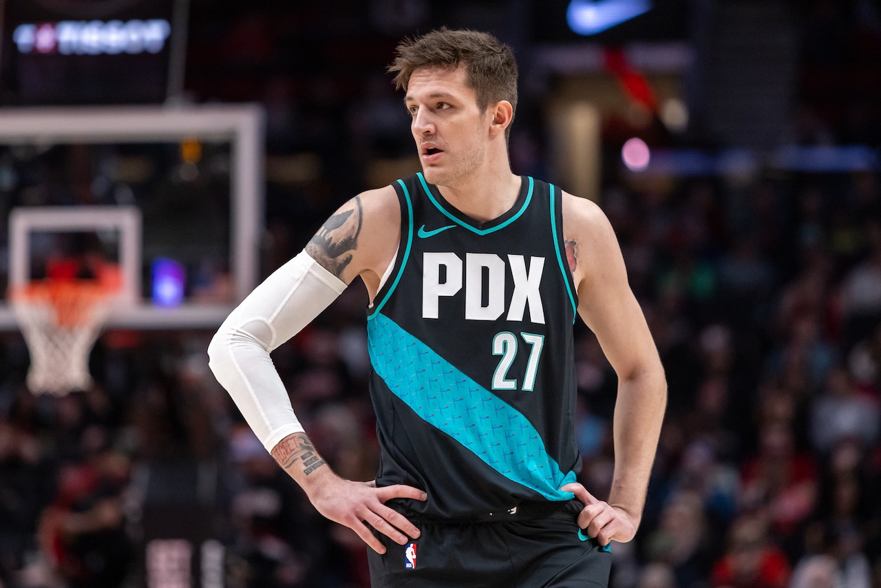 With NBA trade deadline looming, ‘nervous’ Trail Blazers lose to Suns