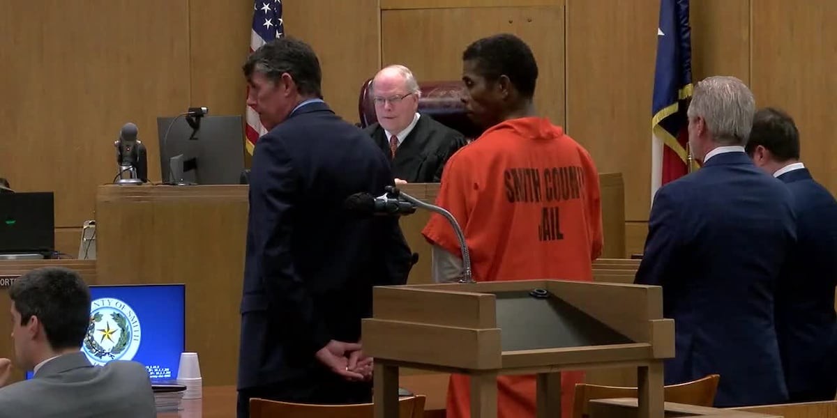 Judge approves extended probation for Patrick Mahomes Sr.