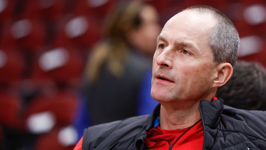 Bulls fire VP Arturas Karnisovas, GM Marc Eversley