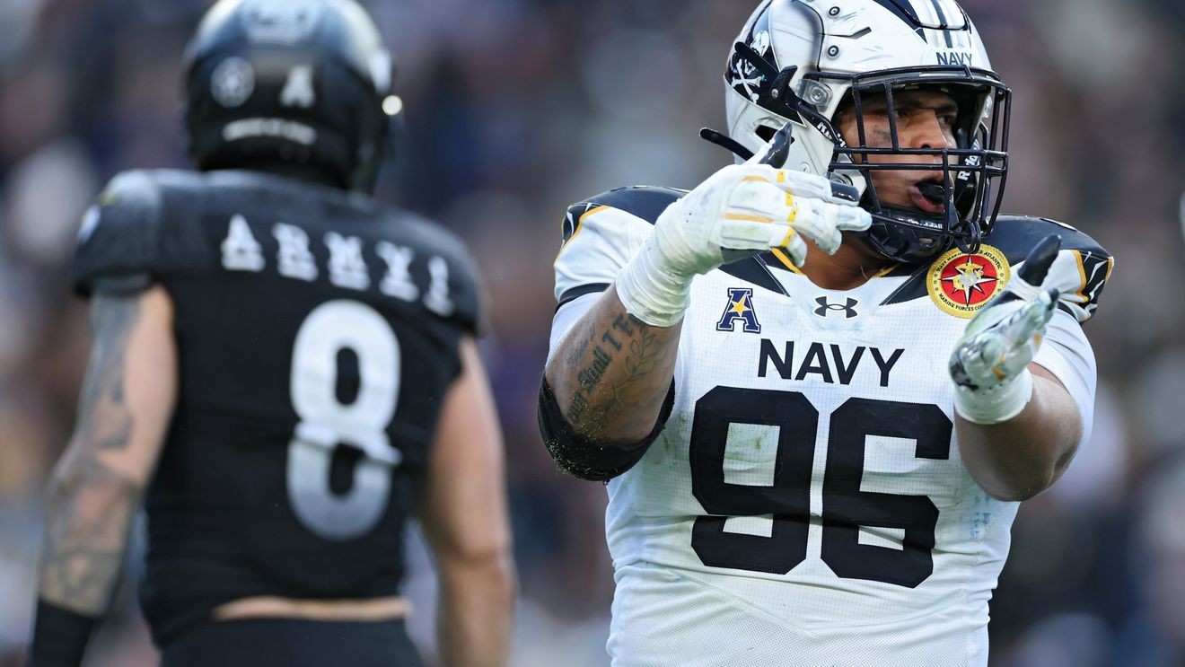 Navy DT Landon Robinson soaks in NFL draft process: ‘This is real’