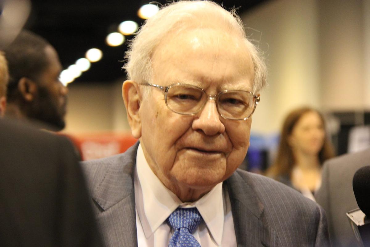Signs Point to Warren Buffett’s Successor, Greg Abel, Dumping the Oracle of Omaha’s Former No. 2 Holding at Berkshire Hathaway