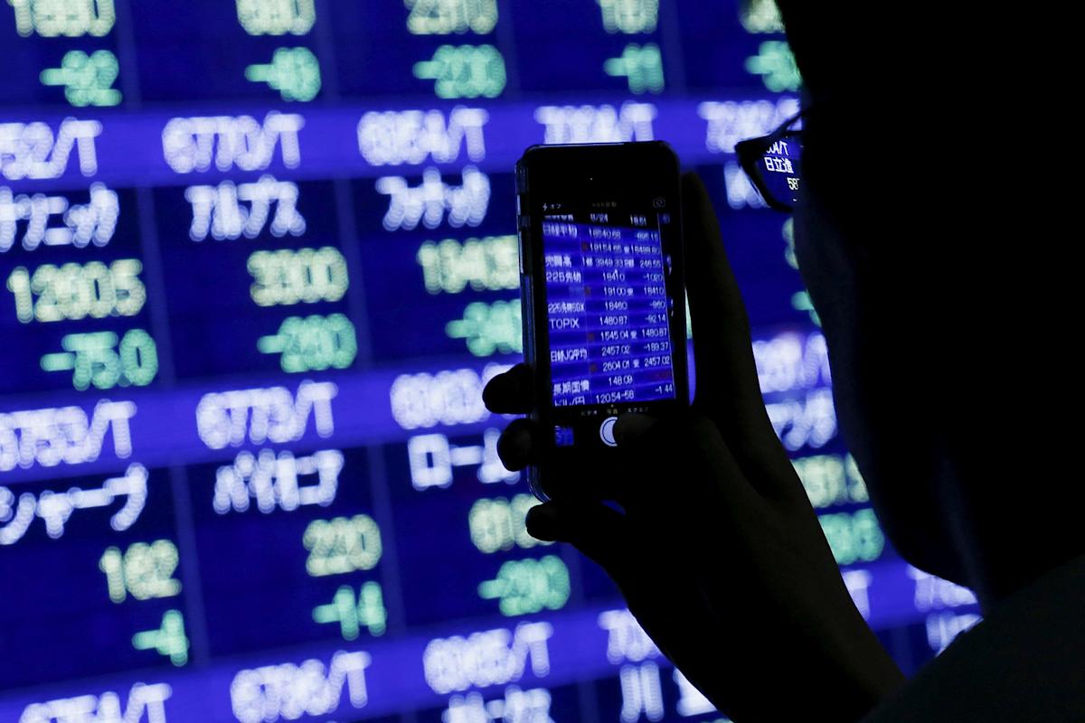 Dow, S&P 500, Nasdaq slip as oil rises, AI trade takes a breather