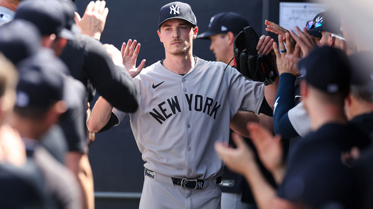 Watch Max Fried give Yankees fans his own bobblehead before Orioles game